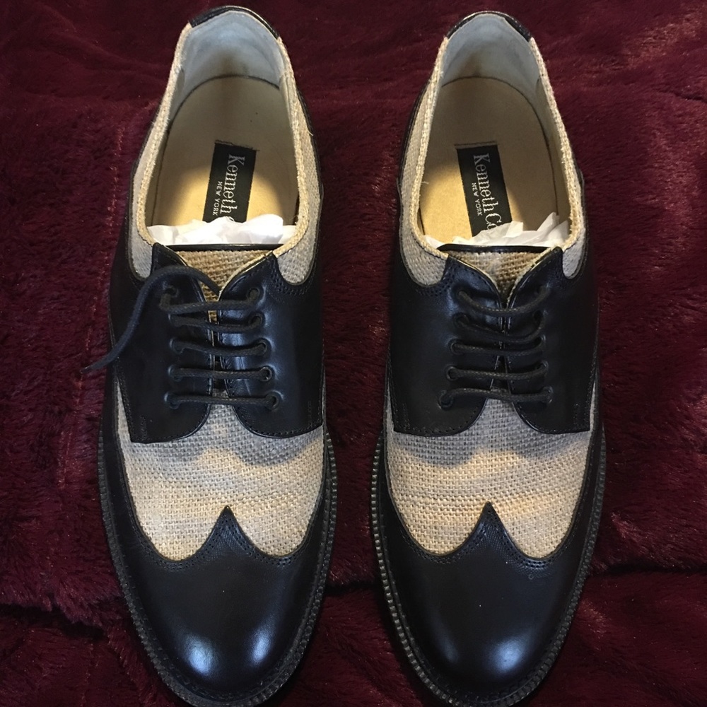 Kenneth Cole Spring Wing